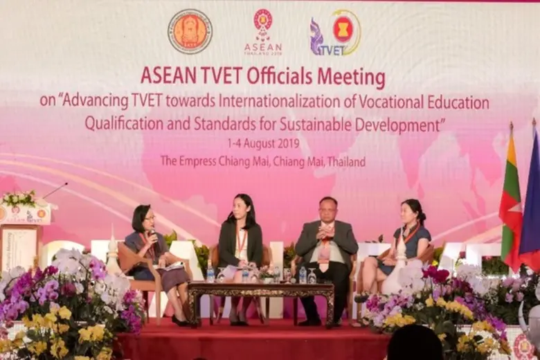 สคช. ร่วมผลักดันการเชื่อมโยงระบบคุณวุฒิวิชาชีพและการอาชีวศึกษาอย่างต่อเนื่อง