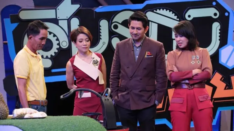 แม่ค้าเฮ “เครื่องปอกทุเรียน” เพิ่มความรวดเร็ว!!