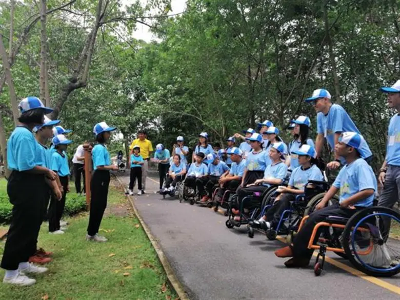 พนักงานจิตอาสา ปตท.สผ. ร่วมกันพาน้อง ๆ จา...