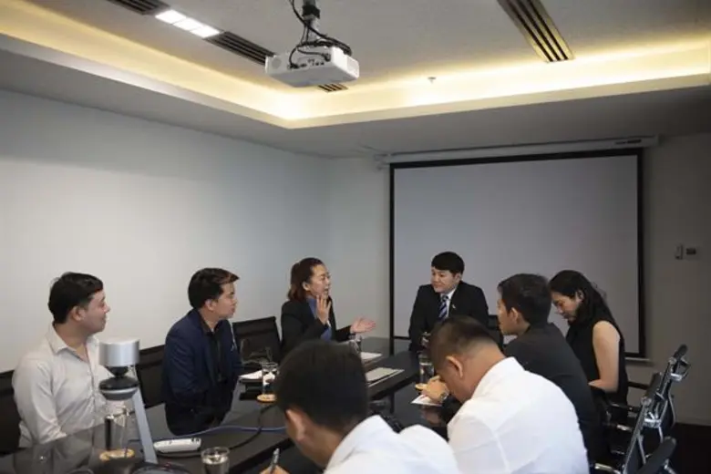 วีเอ็นยูฯ ผู้จัดงานไทยแลนด์แล็บอินเตอร์เน...