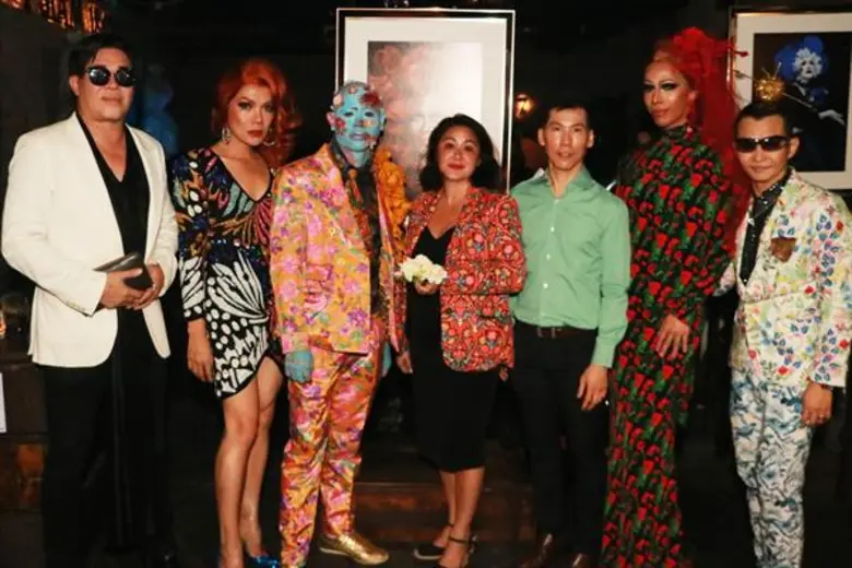 "Drag-Queens Blossom" @ Maggie Choo's G-S...