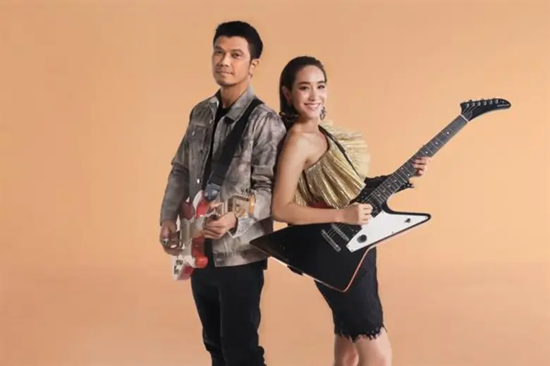 สวยครบจบที่ “มิน”  “หนุ่ม” ระทวย เล่นคู่ MV “พอแล้ว”