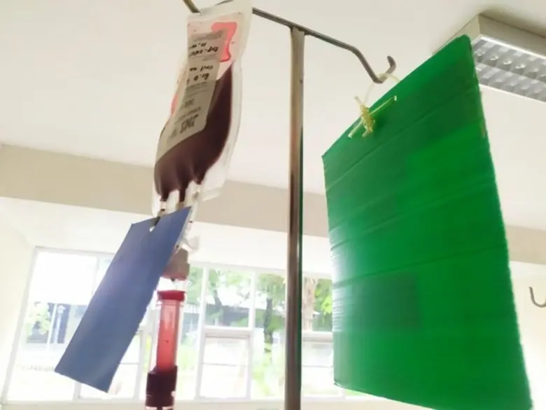 โรงพยาบาลแม่สายจับมือศูนย์วิทยาศาสตร์การแพทย์เชียงรายเดินหน้านตรวจคัดกรองภาวะธาลัสซีเมียในกลุ่มเสี่ยง ขณะที่หมอเด็กชี้!!โรงพยาบาลยังมีปัญหาขาดแคลนเลือด วอนผู้ใจบุญบริจาคเลือดช่วยเหลือน้องๆผู้ป่วยโรคธาลัสซีเมีย