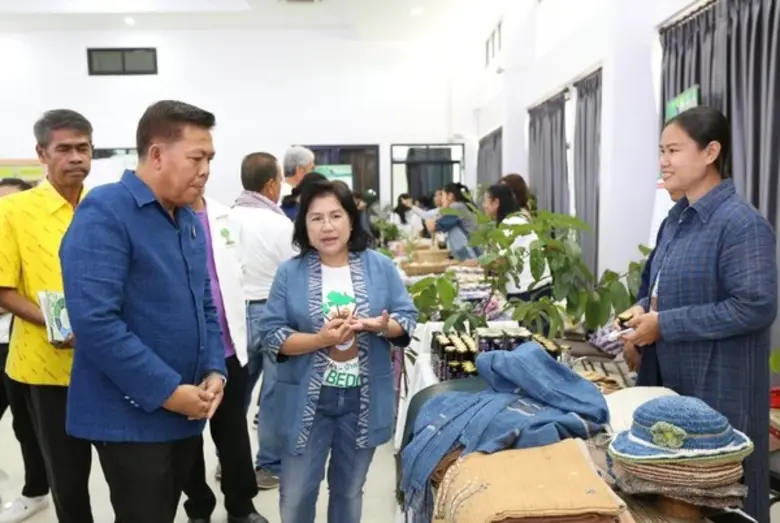 เบโด้ ลุยต่อเนื่องจัด Road Show ที่สกลนคร ชุมชนต้นแบบเศรษฐกิจชีวภาพ สานต่อโครงการ“ชุมชนไม้มีค่า-ป่าครอบครัว ตามหลัก BEDO Concept”