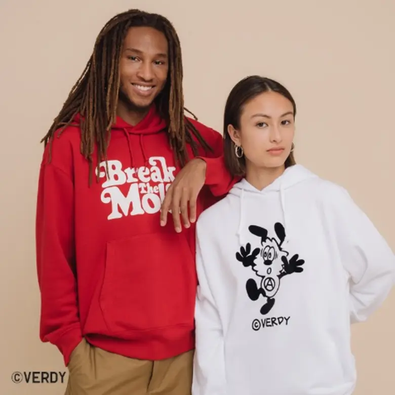 เสื้อสเวต ไอเท็มชิ้นสำคัญที่ควรลงทุน มีสไตล์กว่าที่คิด ยูนิโคล่แนะนำเสื้อสเวตหลากดีไซน์ มีติดตู้เสื้อผ้าไว้พร้อมใช้ได้กับทุกสถานการณ์