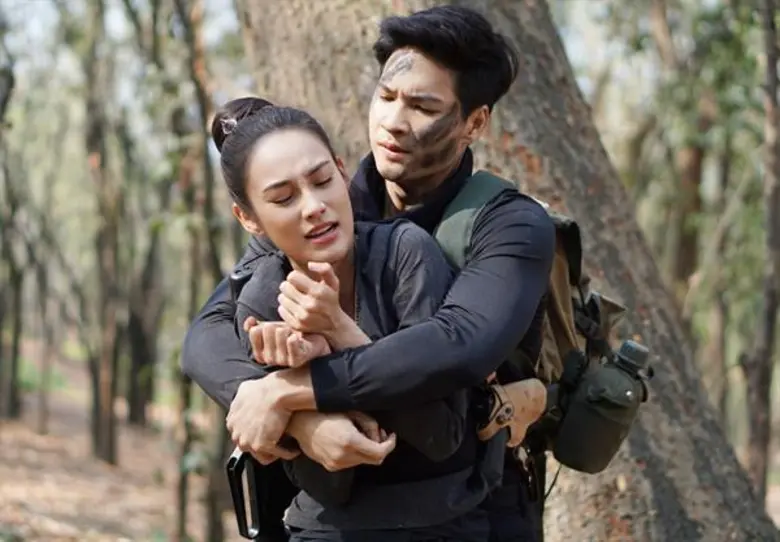 “ไมค์-นาว” ควงคู่ทำเรตติ้ง 4.8 ในซีรีส์ “สุภาพบุรษจอมโจร” เรื่อง “ดวงใจขบถ”