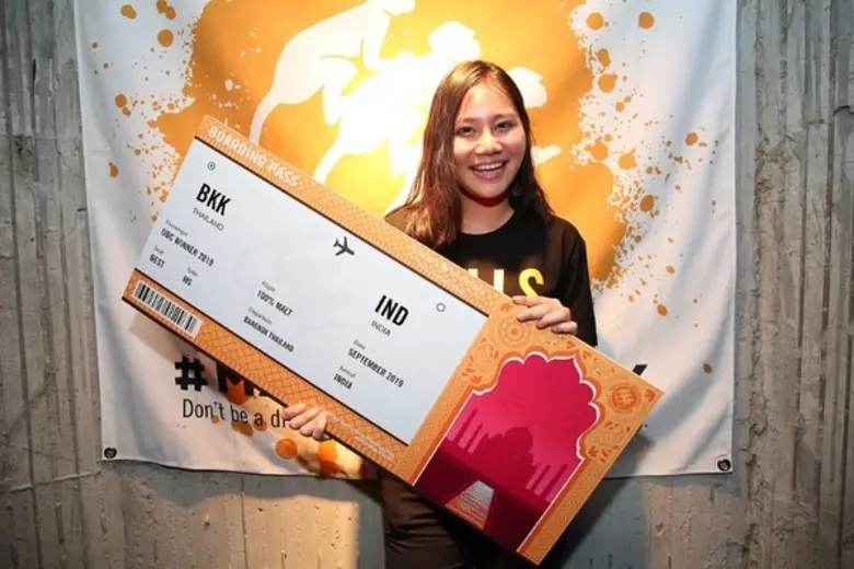 "นิ้ง" บาร์เทนเดอร์สาวโชว์สกิลเทพ คว้าแชม...