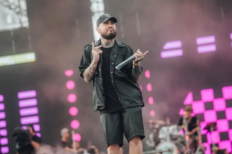 ระเบิดความมันส์สุดชุ่มฉ่ำกันไปที่เรียบร้อ...