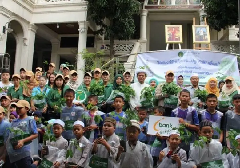 นายวุฒิชัย สุระรัตน์ชัย กรรมการและผู้จัดก...