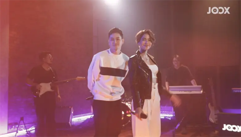 โปรเจ็คพิเศษ Ed Sheeran: No.6 Co(ver!)llaborations Project จับเพลง Ed Sheeran มาร้องใหม่โดย ศิลปินไทย อย่าง สิงโต นำโชค, แก้ม วิชญาณี, เก้า จิรายุ แรง แฟนๆ คลิกฟังไม่แพ้งานต้นฉบับ