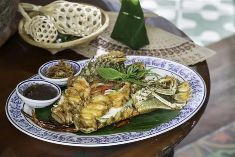 ห้องอาหารไทยพันวาเฮ้าส์ โรงแรมเคปพันวา ภู...