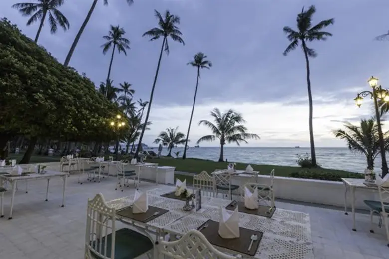 ตระการตากับเสน่ห์อาหารไทยรสเลิศ ริมทะเลอันดามัน ณ ห้องอาหารพันวาเฮ้าส์ โรงแรมเคปพันวา ภูเก็ต