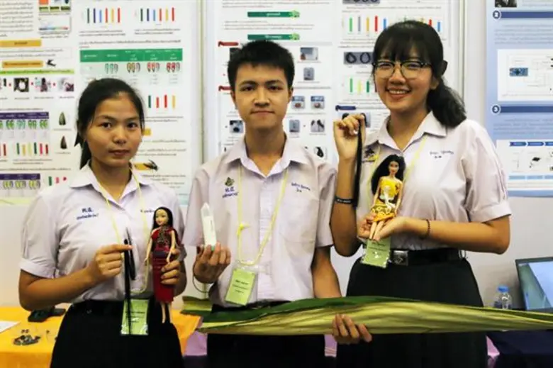 ชื่อผลงาน การพัฒนาสมบัติของเส้นใยป่าศรนาร...