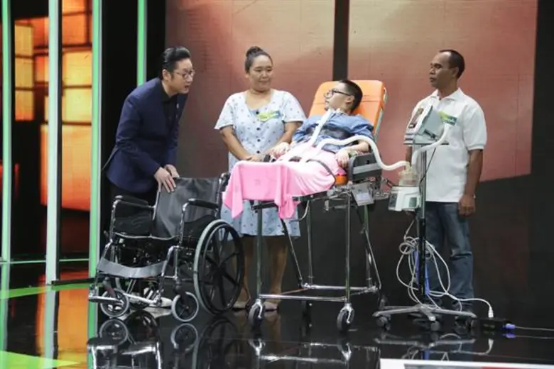 "กล่องของขวัญ" รายการดีๆที่มีแต่ให้ สนุก ...