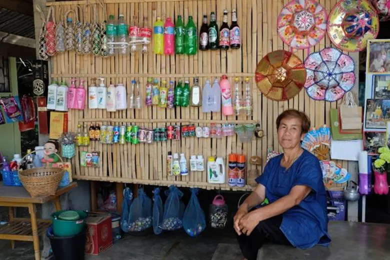 ธุรกิจแพคเกจจิ้ง เอสซีจี ร่วมกับอำเภอบ้าน...