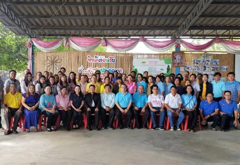 เอสซีจี สนับสนุน อ.บ้านโป่ง จ.ราชบุรี เดินหน้าแนวคิดเศรษฐกิจหมุนเวียน ขยายผลชุมชนต้นแบบการจัดการขยะมูลฝอย ตั้งเป้าพื้นที่นำร่อง 17 แห่ง ลดขยะลงร้อยละ 40