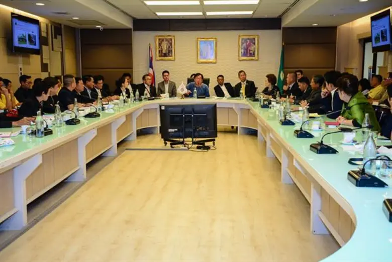 นายประภัตร โพธสุธน รัฐมนตรีช่วยว่าการกระท...