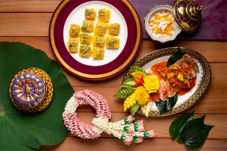 พระยาไดนิ่ง ร้านอาหารไทยโบราณต้นสำรับชาวว...