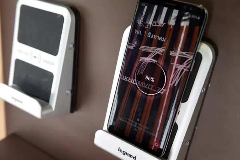 แสนสิริผนึกบีซีพีจี ล้ำหน้าเปิดตัว “Bangkok’s First Solar Bus Stop with Wireless Charger” ครั้งแรกในไทยกับจุดพักรถพลังงานแสงอาทิตย์