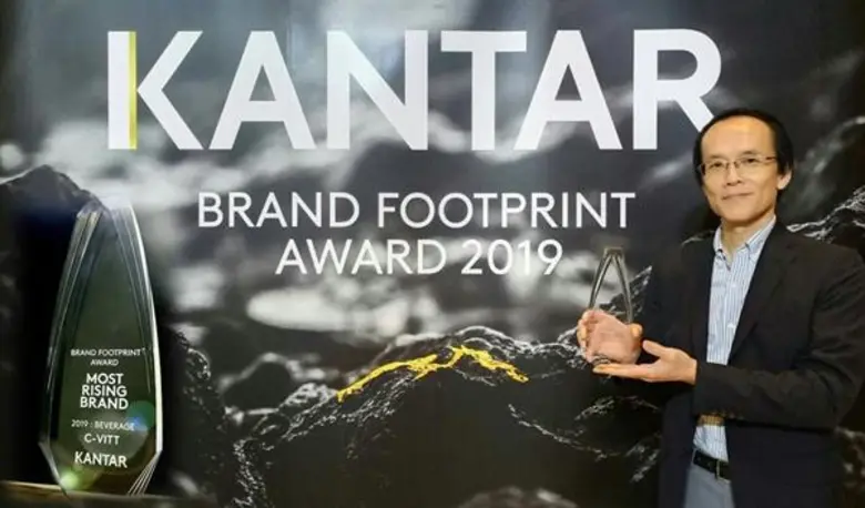 มร. ชิฮิโระ คุระตะ กรรมการผู้จัดการ บริษั...