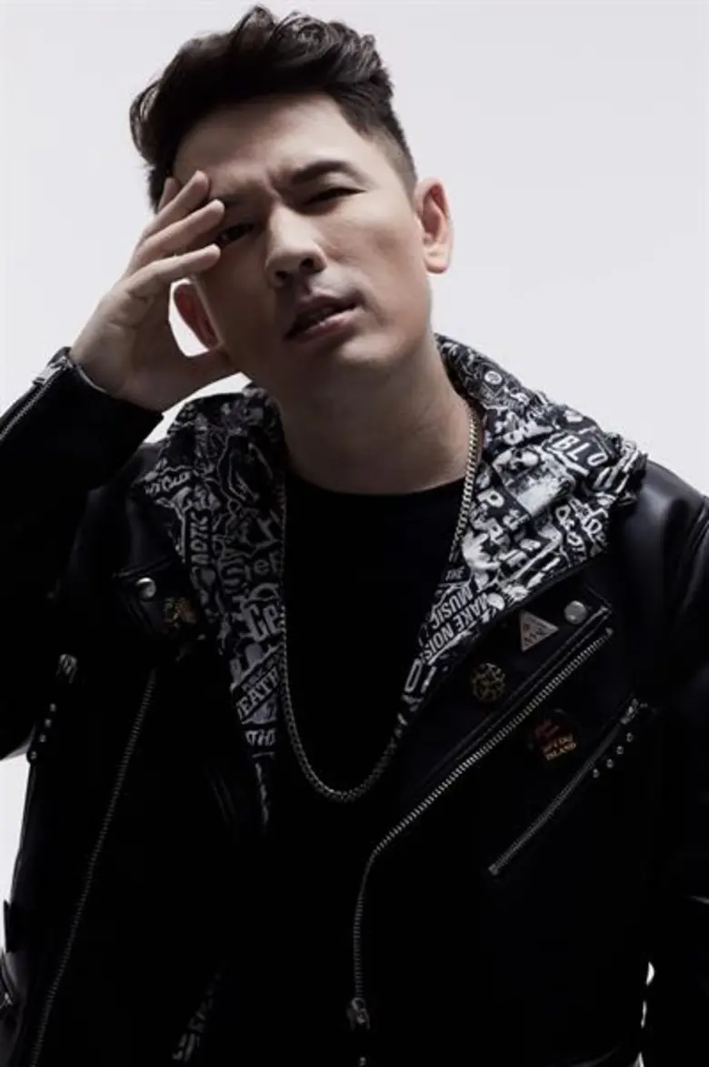 “THE HELIPAD 360 องศา แบงค็อก เคาท์ดาวน์ 2020” ดีเจ.บาร์จ Met 107, ดีเจ.ฟ้าใส ร่วมอัพ EDM เร่งดีกรีความมันส์ ดื่มด่ำความงามชมวิวดูพลุ 360 องศาแบบตื่นตาตื่นใจ