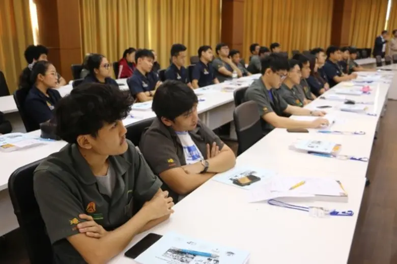 ก.แรงงาน เทรนนักศึกษาวิศวะป้อนเขตอีอีซี