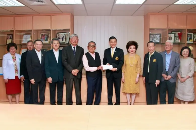 คุณวิชิต ชินวงศ์วรกุล (ที่ 5 จากขวา) กรรม...