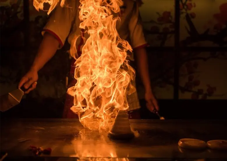 เฉลิมฉลองวันคริสต์มาสนี้ ที่ห้องอาหารญี่ป...