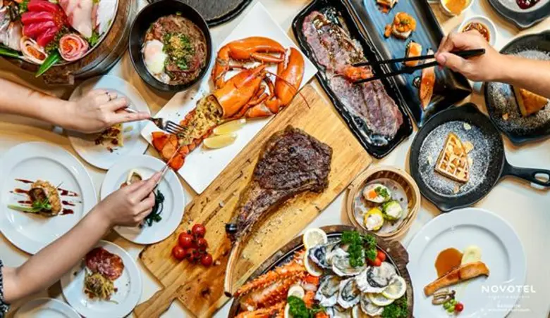 โรงแรมโนโวเทล กรุงเทพ แพลทินัม ประตูน้ำ นำเสนอโปรโมชั่นบุฟเฟ่ต์พรีเมียมอาหารนานาชาติ และอาหารทะเล ชูวัตถุดิบเกรดพรีเมียมในราคาที่จับต้องได้