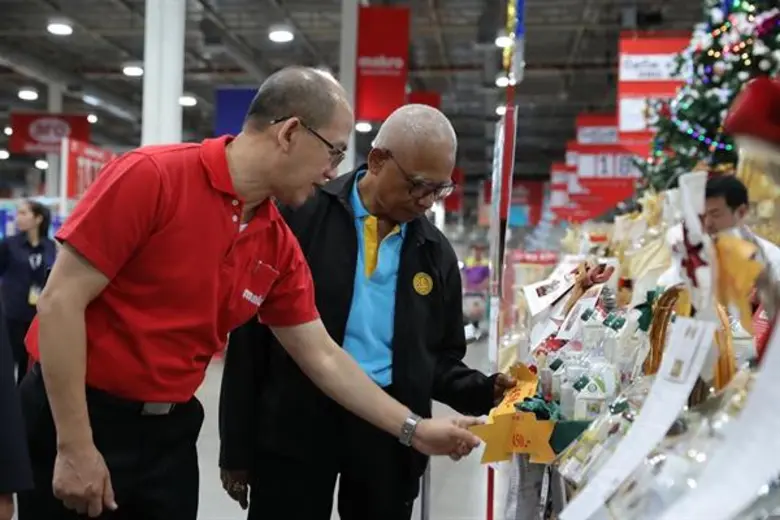 กรมการค้าภายใน เยือน แม็คโคร วัดกระแส “ลดปังข้ามปี” ผู้ประกอบการตอบรับทัพสินค้าลดแรง ต่อยอดธุรกิจรับเทศกาล