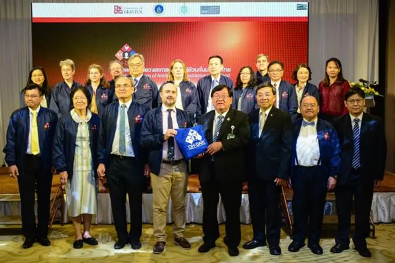 นายประภัตร โพธสุธน รัฐมนตรีช่วยว่าการกระท...