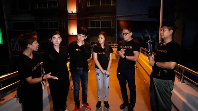 “ธัญญ่า ควง ออฟ ศุภณัฐ  ร่วมส่ง 13 ดวงจิต ที่ถนนกิ่งแก้ว กลับบ้าน ในรายการ “ช่องส่องผี” ช่อง 8