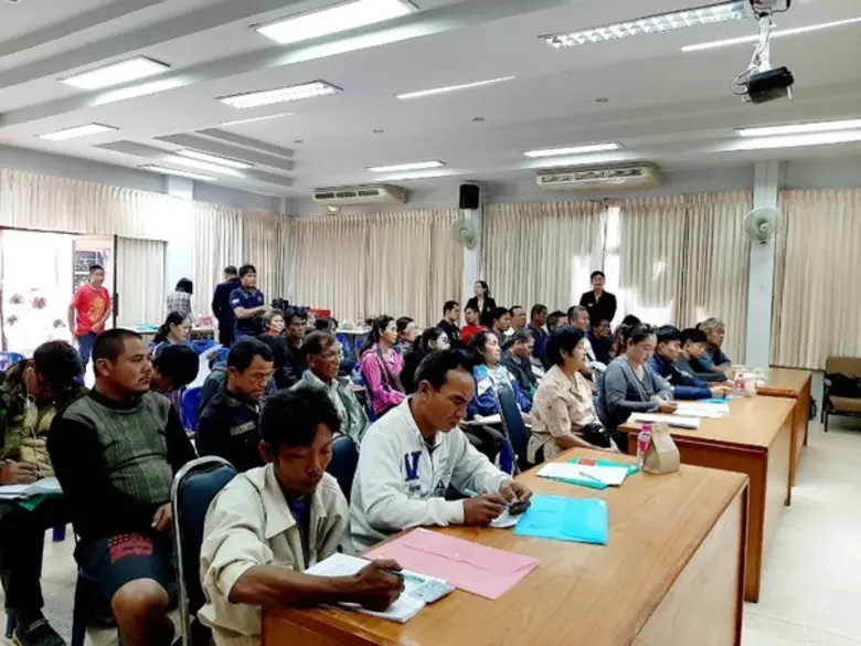 สำนักพัฒนาฝีมือแรงงานสกลนคร ร่วมกับธนาคารออมสินสกลนคร จัดโครงการพัฒนาทักษะและส่งเสริมการประกอบอาชีพ ให้แก่ผู้มีบัตรสวัสดิการแห่งรัฐ