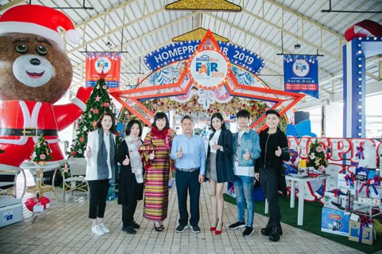 นายวีรพันธ์ อังสุมาลี รองกรรมการผู้จัดการ...