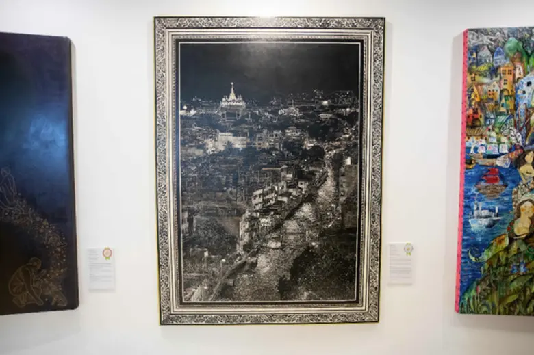 ส่งมอบความสุขในช่วงเทศกาลด้วยงานศิลป์ของเยาวชน พร้อมสมทบทุนช่วยเด็กเรียนดีกับ 'มูลนิธิสมเด็จพระเทพรัตนราชสุดา’