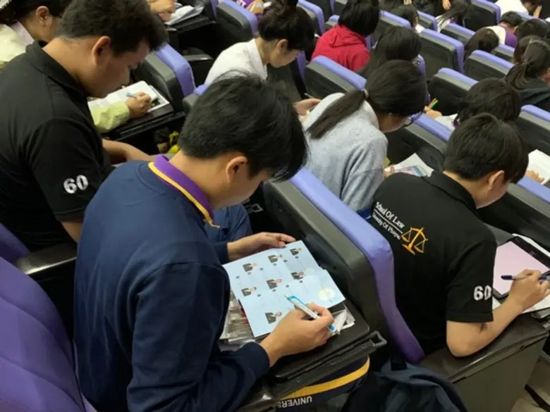 ผู้ตรวจการแผ่นดินออกหน่วยบริการประชาชนให้ความรู้ด้านกฎหมาย