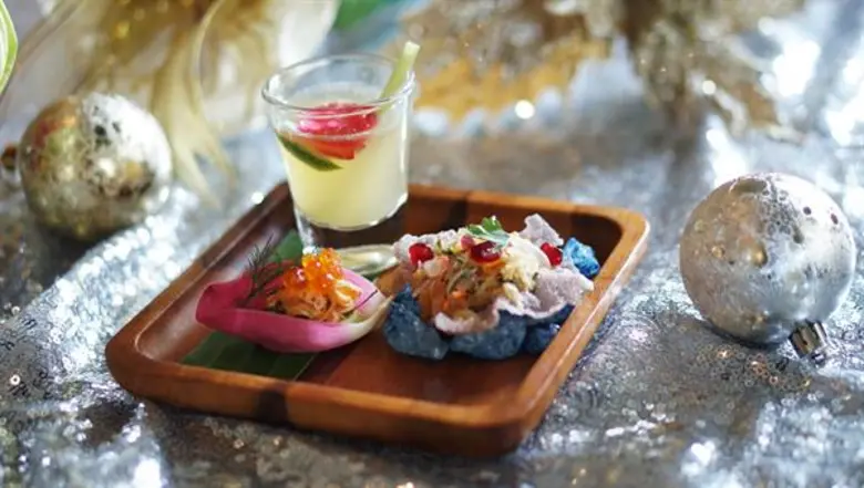 ร้านอาหารไทยบลูเอเลเฟ่นท์และโรงเรียนสอนทำ...