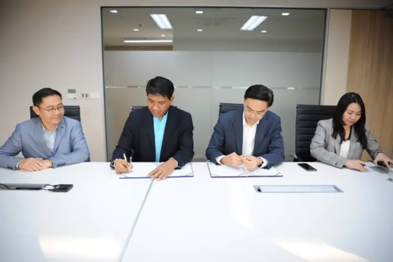 ม.หอการค้าไทย ลงนามความมือทางวิชาการกับ บริษัทยูไนเต็ด อินฟอร์เมชั่น ไฮเวย์ จำกัด