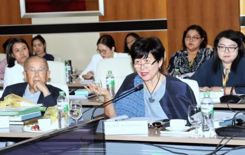 นายอิทธิพล คุณปลื้ม รัฐมนตรีว่าการกระทรวง...