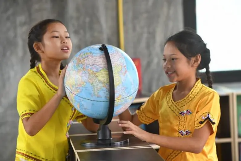 เปิดโลก สานฝัน ผ่าน 'สนามเด็กเล่นแห่งความรู้’ 'ห้องสมุดกรุงศรี ออโต้ แห่งที่ 14’ โอกาสที่เท่าเทียมทางการศึกษาเพื่อเด็กชาวดอย