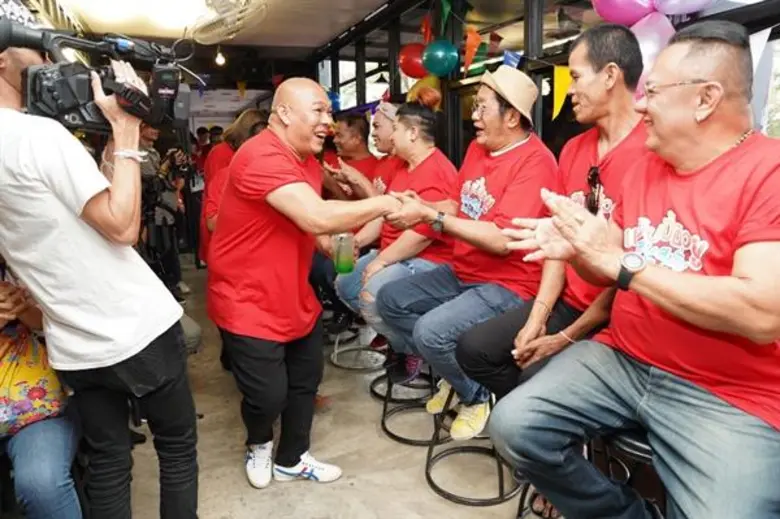 ภาพยนตร์ส่งท้ายปีเก่า ต้อนรับปีใหม่ “แฮปปี้นิวยู แสบสนั่น ยันหว่าง” พาคนไทยก้าวข้ามปีใหม่ เปิดรับความสนุกไปด้วยกัน 30 ธันวาคมนี้ ในโรงภาพยนตร์