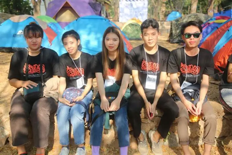 ไทย -ลาว ร่วมผลิตนักสร้างหนังระดับเยาวชน เปิดกิจกรรมเผยแพร่ด้านการผลิตภาพยนตร์สั้นสร้างสรรค์ศิลปะและวัฒนธรรมสองฝั่งโขง ครั้งที่ ๕ สร้างความร่วมมือ ความสัมพันธ์ระหว่างสองประเทศ ปั้นเด็กผลิตภาพยนตร์แบบมืออาชีพ การสร้างสื่อปลอดภัยและสร้างสรรค์