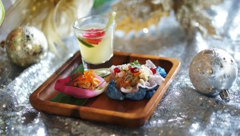 ร้านอาหารไทยบลูเอเลเฟ่นท์และโรงเรียนสอนทำอาหารบลูเอ...