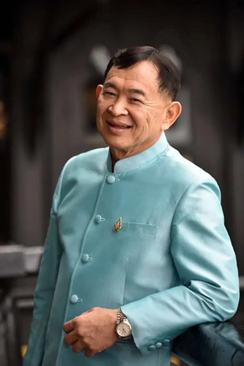 รมช.พาณิชย์ เล็งปลุกตลาดงานหัตถศิลป์แดนอีสานชูผ้าไหมเป็นพระเอก