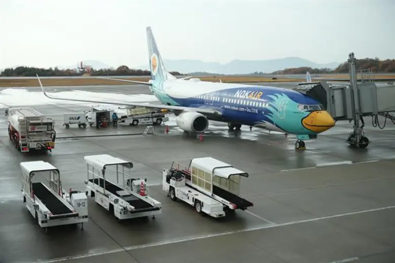 “นกแอร์” โชว์กระแสตอบรับเส้นทางบินตรง กรุงเทพฯ (ดอนเมือง) – ฮิโรชิม่า ผู้โดยสารใช้บริการแน่น หลังเริ่มกางปีกบินตรงเที่ยวบินแรก 18 ธ.ค. 2562 พร้อมอัดโปรโมชั่นราคาเริ่มต้น 3,990 บาท กระตุ้นการท่องเที่ยวฤดูหนาวที่ฮิโรชิม่า