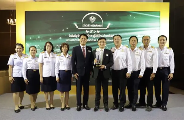 "อ.ส.ค."แรงดีไม่มีตกคว้ารางวัลรัฐวิสาหกิจ...