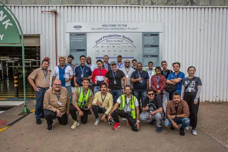 ฟอร์ด มอเตอร์ คัมปะนี นำคณะสื่อมวลชนจาก ป...