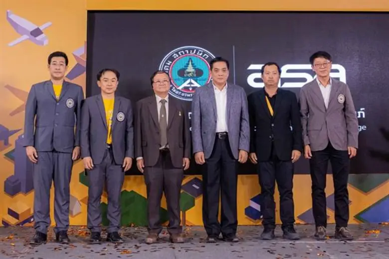 (จากซ้าย) ทรงพจน์ สายสืบ ธนาคม วิมลวัตรเว...