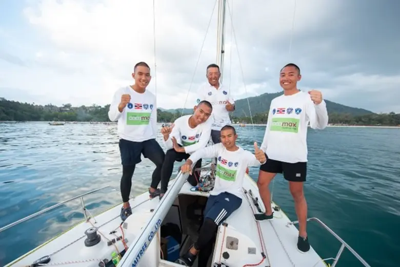 ภาพข่าว: “โคโค่แม็ก” สนับสนุน “ลูกทัพเรือ” ลงแข่ง “ภูเก็ตคิงส์คัพรีกัตต้า”