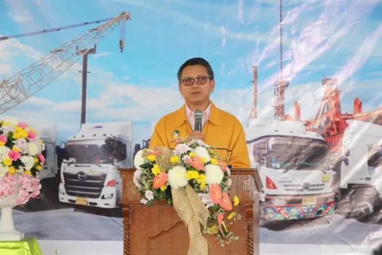 จุรินทร์ – เฉลิมชัย มอบ กยท. ปล่อยขบวนรถส่งมอบไม้ยาง – น้ำยางข้น สร้างความร่วมมือด้านธุรกิจเป็นรูปธรรม หนุนชาวสวนยางไทย